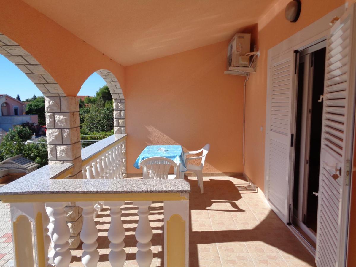 Apartman Kristo Vir Bagian luar foto