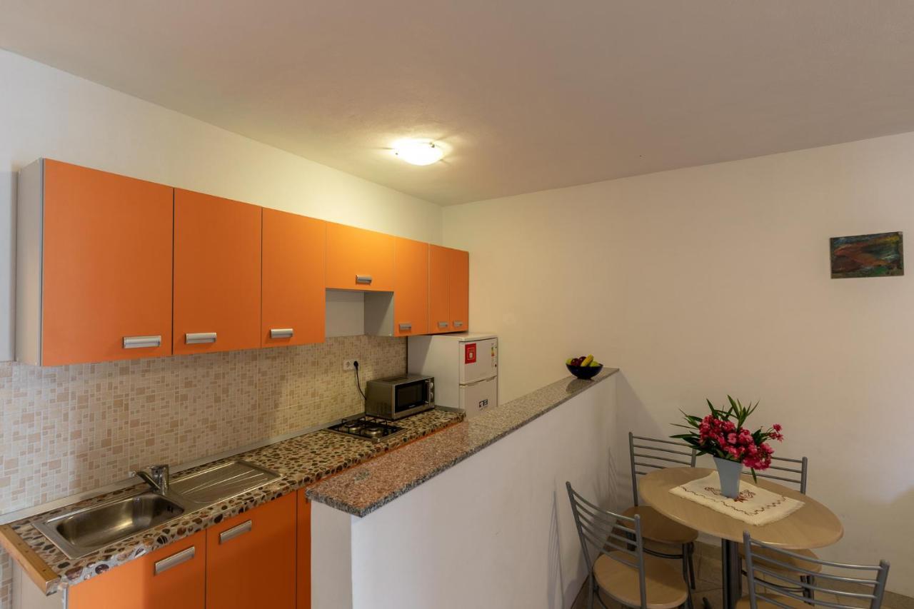 Apartman Kristo Vir Bagian luar foto